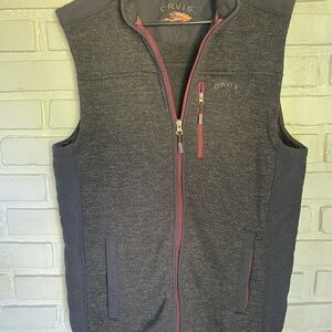 Orvis Gray Performance Vest with Red Zipper M